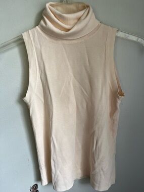 Zara Slinky Fitted Turtleneck Top Blouse Cream Classic Preppy Workwear Sz Medium